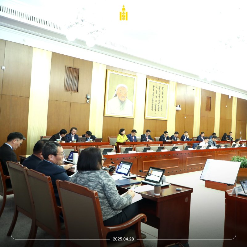 АН-ын бүлэг Ерөнхий сайд Л.Оюун-Эрдэнийг уучлал гуйтал "ажил хаялт" зарлана